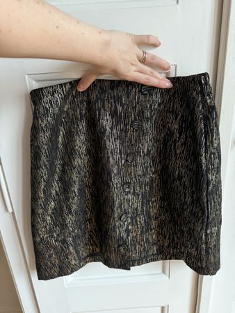 Black skirt with gold pattern - Lili and Lola - Never worn