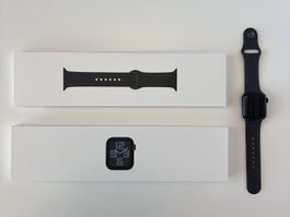 Apple Watch SE (2nd Gen) 40mm Alu GPS + Midnight Sport Band