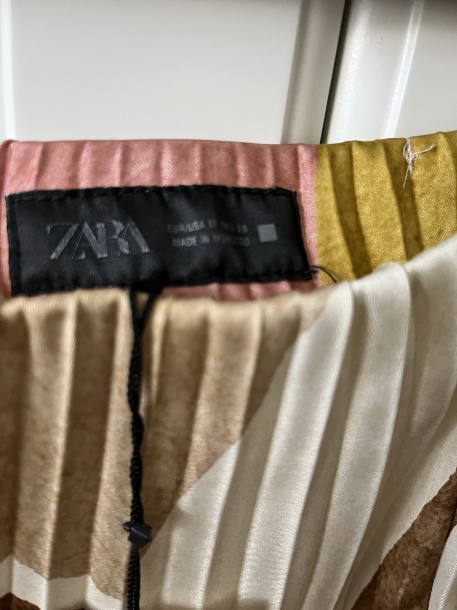 Zara Gonne: Plisseerock – Nuovo e nell'imballaggio originale da Allschwil venduto da eyl_bb8q 4