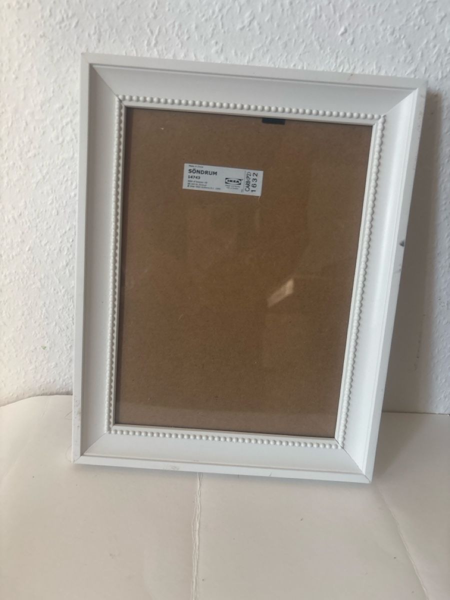 Cornici: Bilderrahmen IKEA Söndrum weiss gebraucht Zustand – Nuovo (secondo la descrizione) da Wallisellen venduto da ASZT 1