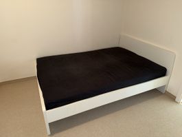 Weiss Bettgestell mit Lattenrost & Matratze 140x200cm