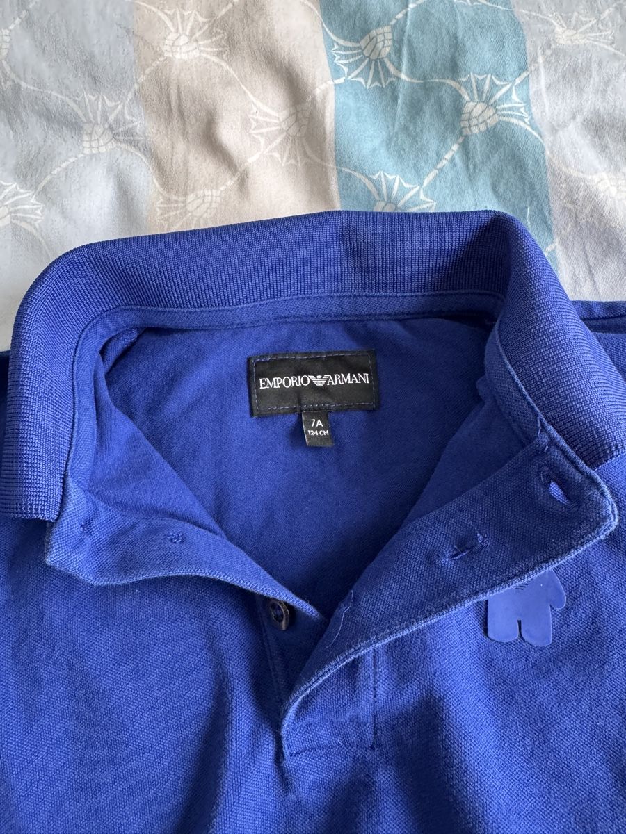 Hemden, T-Shirts & Polos: Armani Kinder T- Shirt  – Gebraucht aus Menzingen von Dali2504 2
