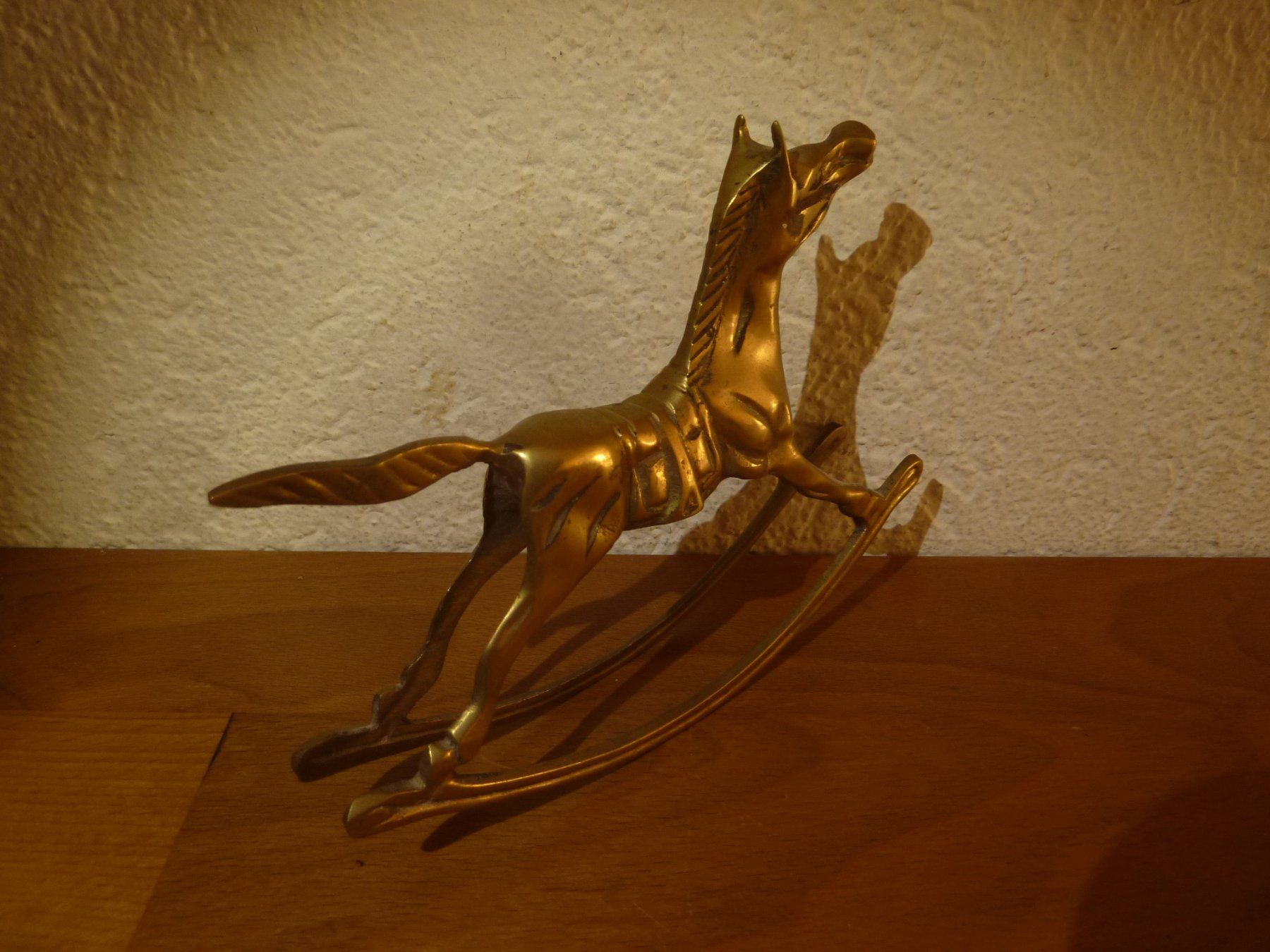 Statuette: Süsses Schaukelpferd Messing Länge 17cm Höhe 13cm – Usato da Hochfelden venduto da swissice 1