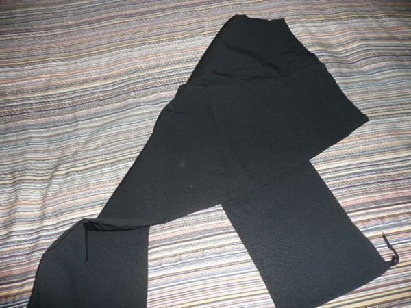 Hosen: Hose 7/8 lang in schwarz Gr. 38 – Gebraucht aus Zug von falama 2