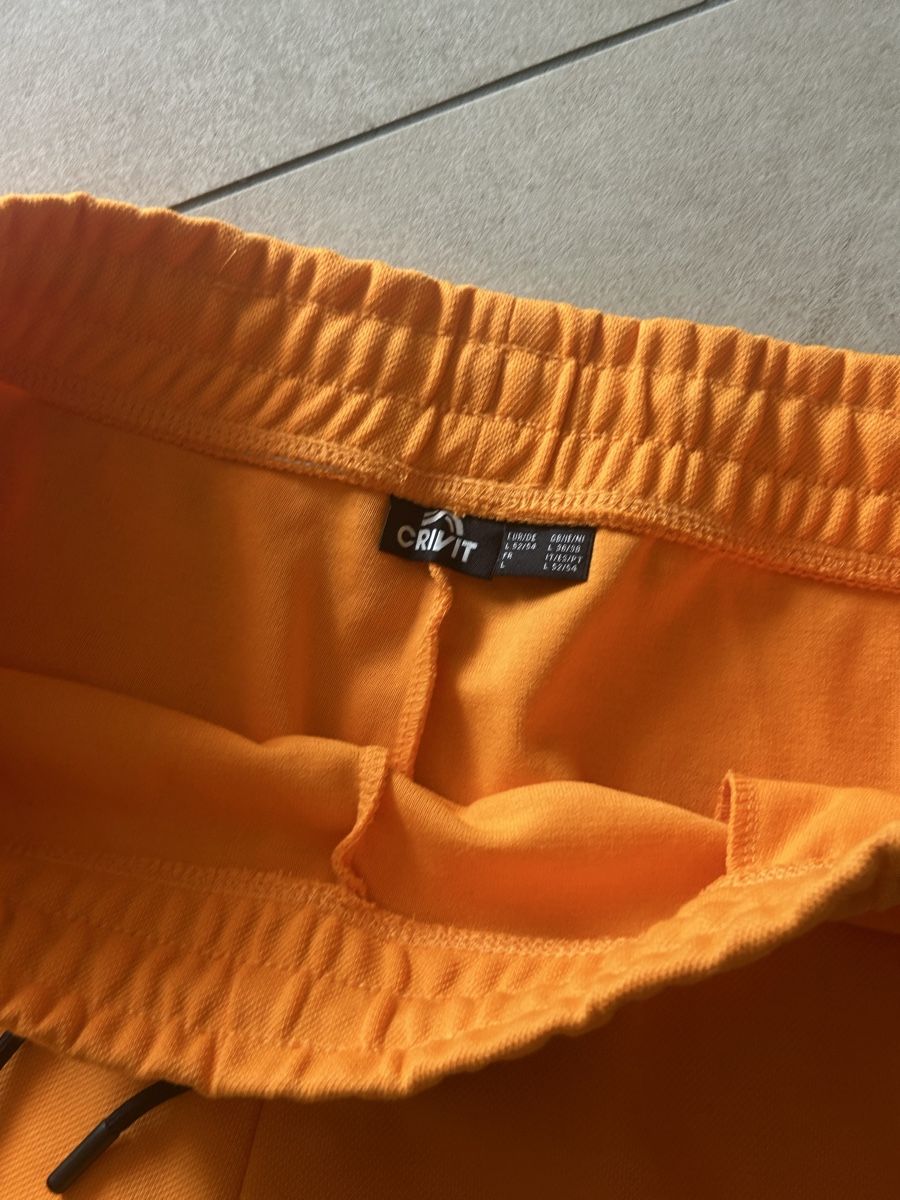 Pantalons: Sporthose neon Orange – Neuf (Voir description) à Maisprach par _aliciarebecca_ 2