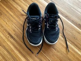 Hallenturnschuh Grösse 32,5 Asics Upcourt