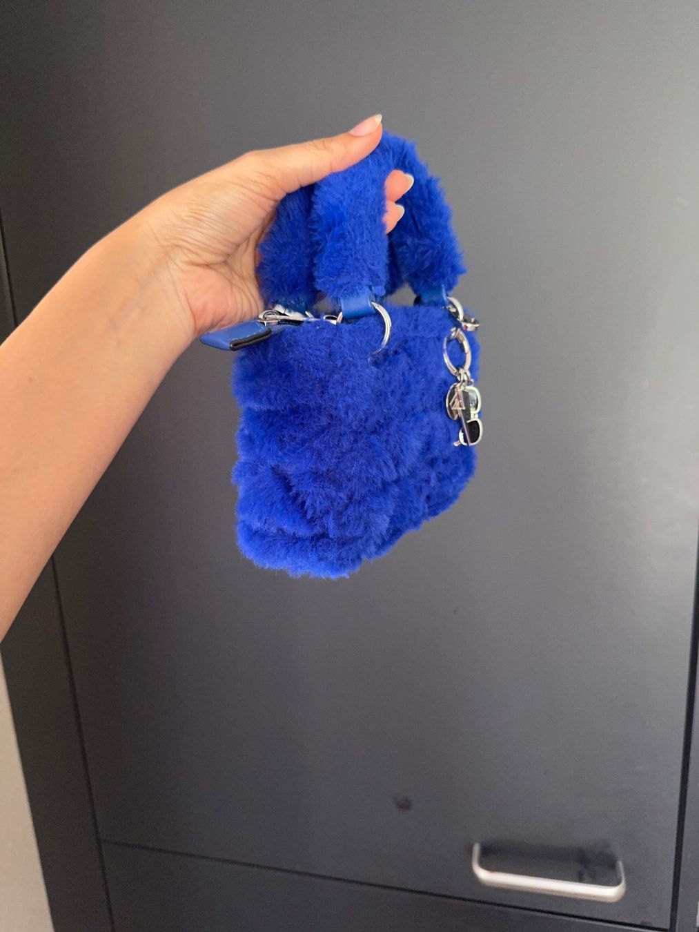 Borse da donna: mini blue fur bag – Nuovo (secondo la descrizione) da Zürich venduto da hal_2yzx 1