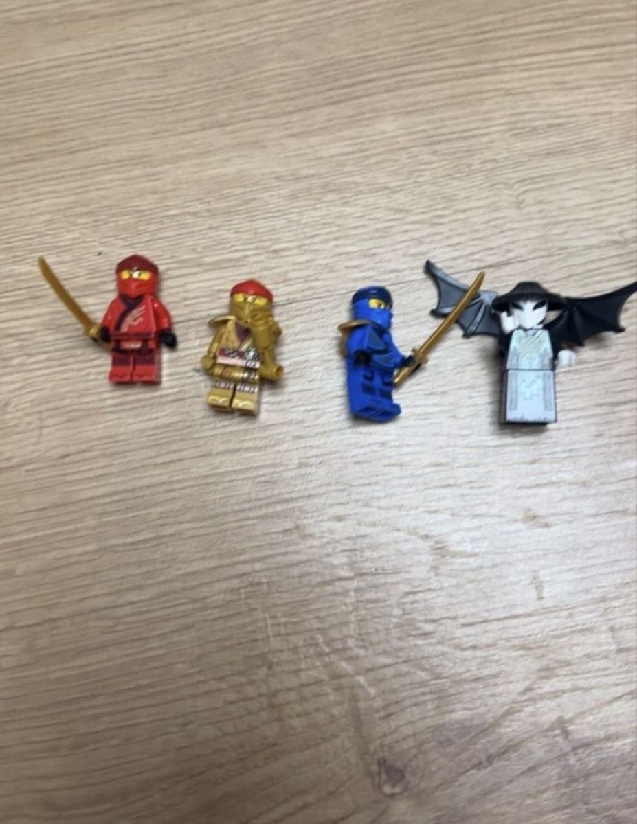 Lego Kit di costruzioni: Zwei Set Lego Ninjago – Usato da Unterengstringen venduto da Bettina80 1