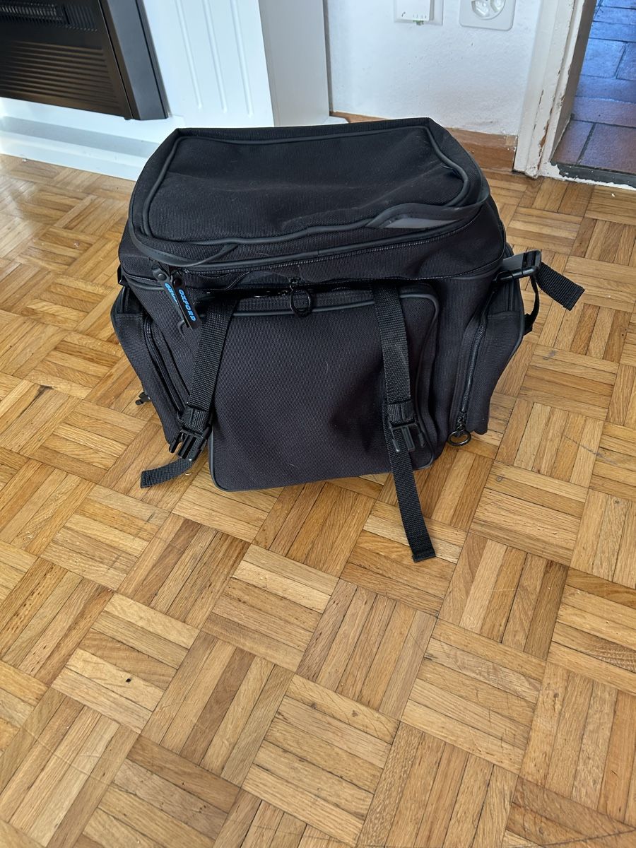 Sacs: Motordataschen – D'occasion à Basel par Krisztina.na 2