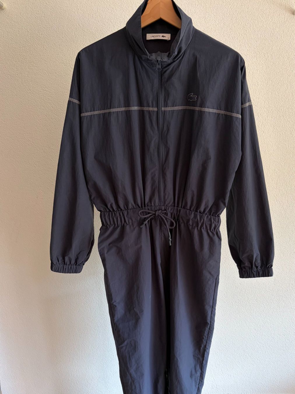 Jumpsuits: LACOSTE JUMPSUIT GRÖSSE 34 – Gebraucht aus Zürich von joh_z2vz 2