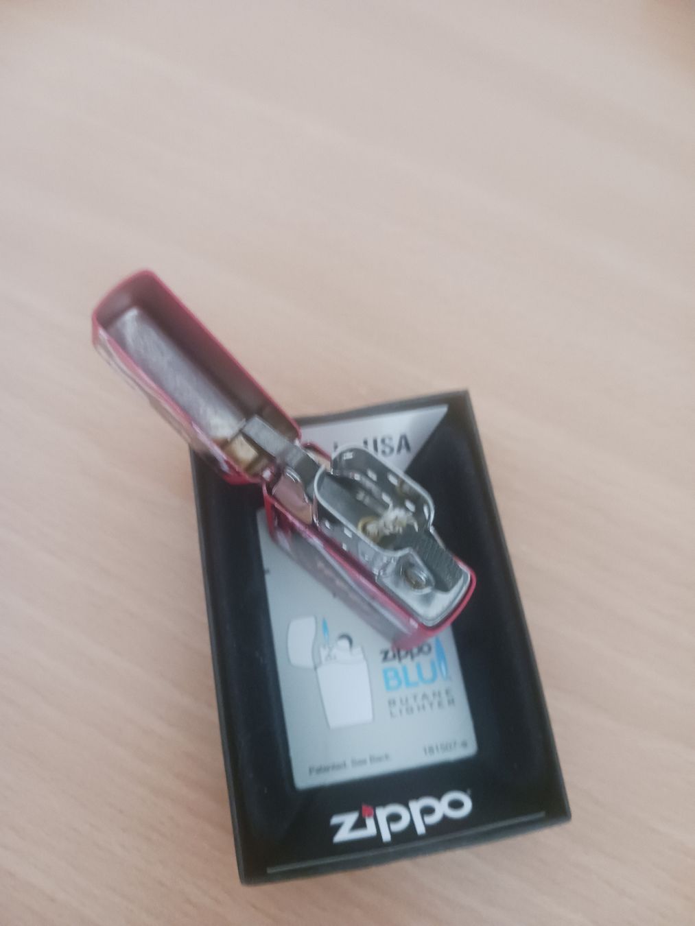 Zippo Accendini: Zippo 2013 clown – Nuovo e nell'imballaggio originale da Sion venduto da aym_g5t9 2