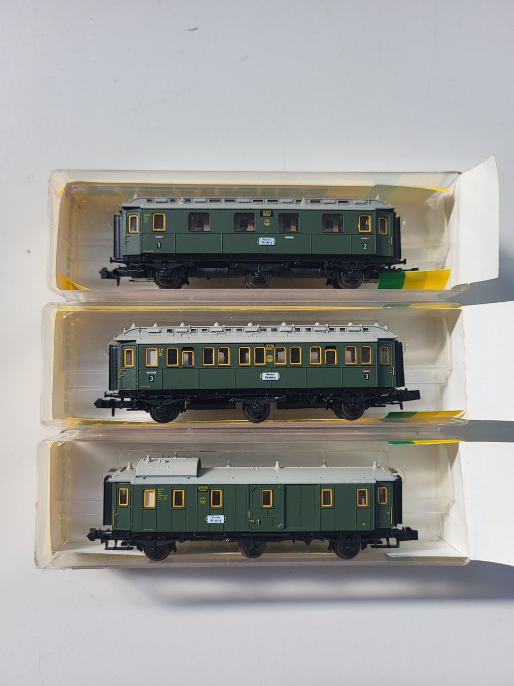 Trix Modelleisenbahnen: Minitrix 3165 / 3166 / 3167 – Gebraucht aus Brügg BE von POU-BELLE