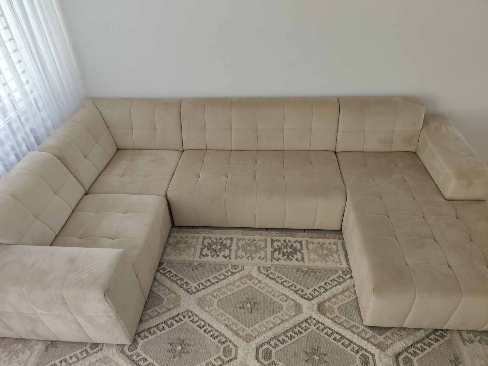 Sofas: wunderschöner Designer Sofa in Beige Samt – Neu (gemäss Beschreibung) aus Luzern von Kanzo82 1