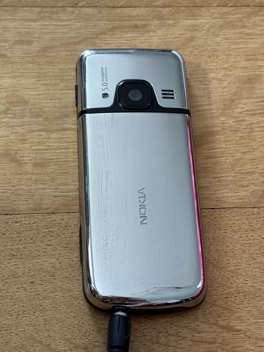 Nokia Telefoni cellulari / Smartphones: Nokia 6700 classic Orange in OVP – Usato da Schaffhausen venduto da sve_j7zj 3