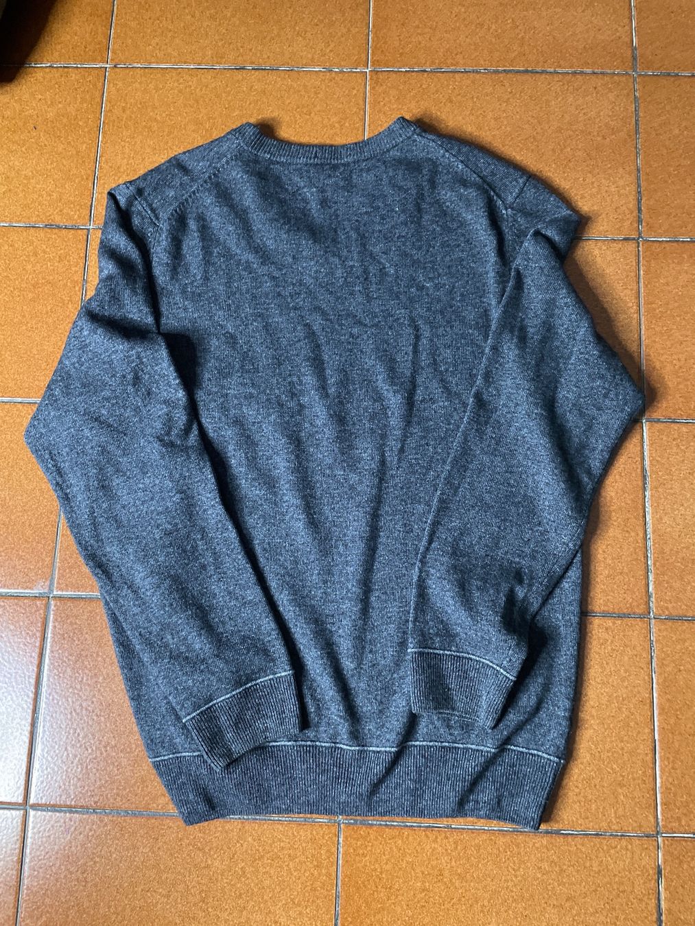 Hugo Boss Pullover & Sweatshirts: Pullover Boss Leinen Dunkel Grau – Gebraucht aus Capolago von LA.BOTTEGA 2