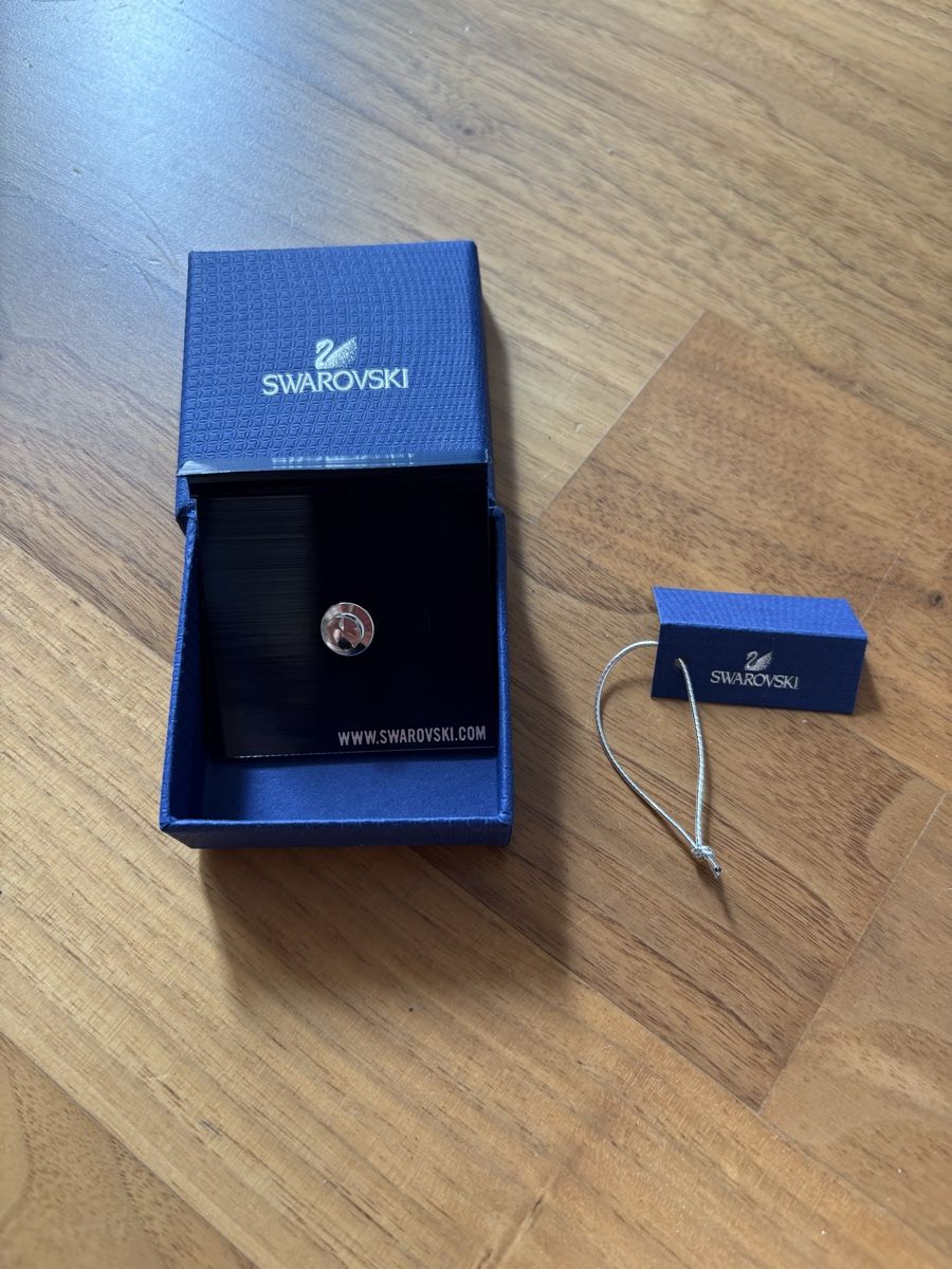Swarovski Broches & Aiguilles: Swarovski Brosche – Neuf avec emballage d'origine à Binz par sar_dh2f 3