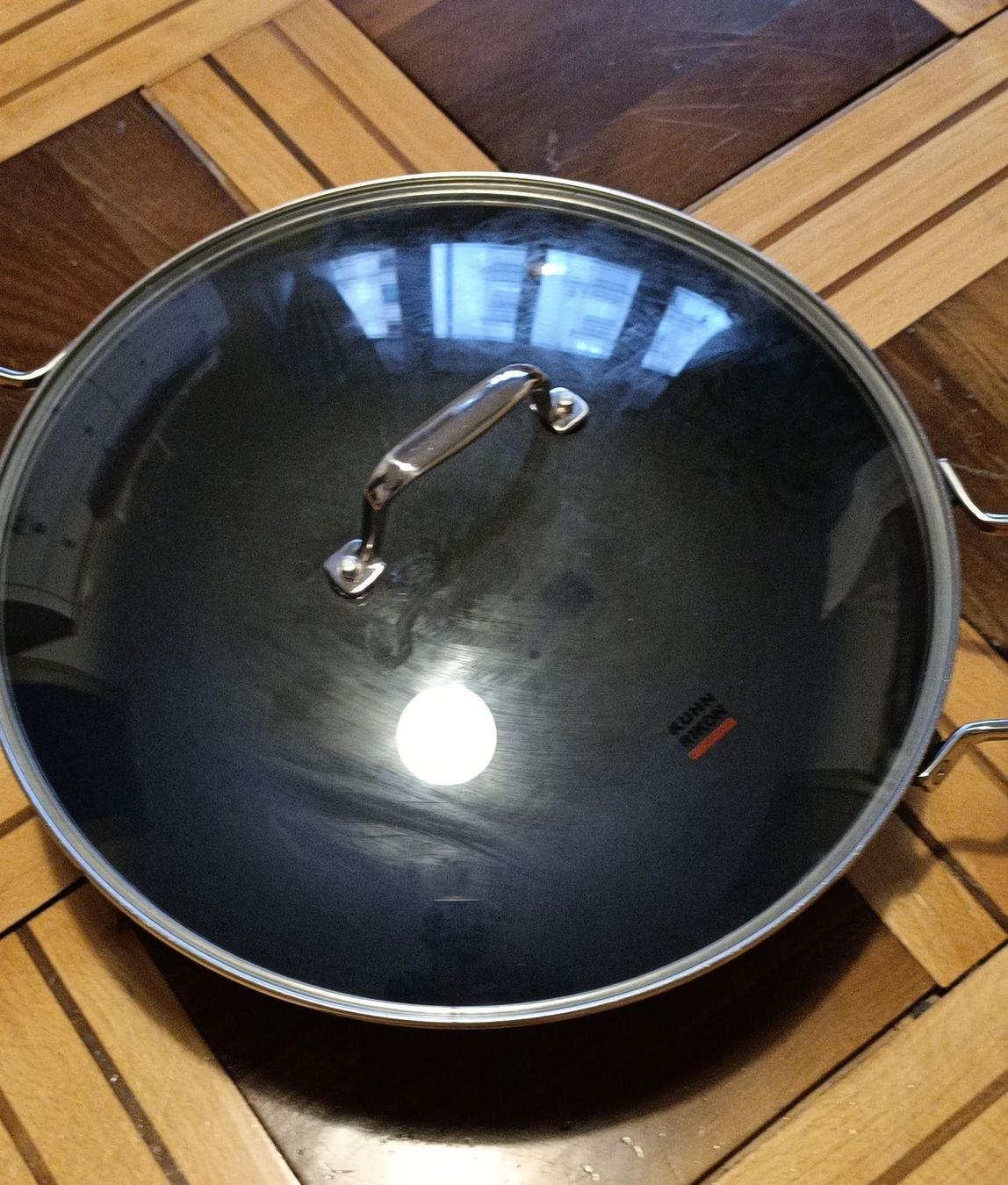 Kuhn Padelle: Wok Pfanne mit Glasdeckel – Usato da Luzern venduto da bud26