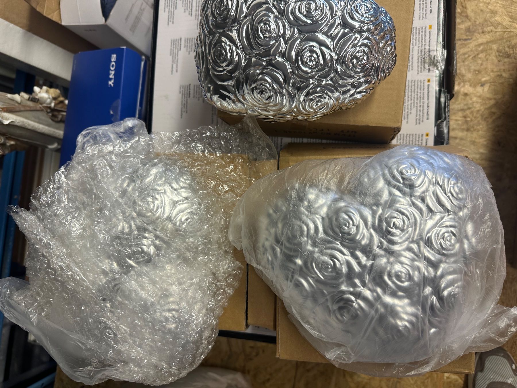 Tutte le decorazioni: 3 stk.Grosse Herz 16 cm Neu – Nuovo e nell'imballaggio originale da Sevelen venduto da Stopglobal. 1