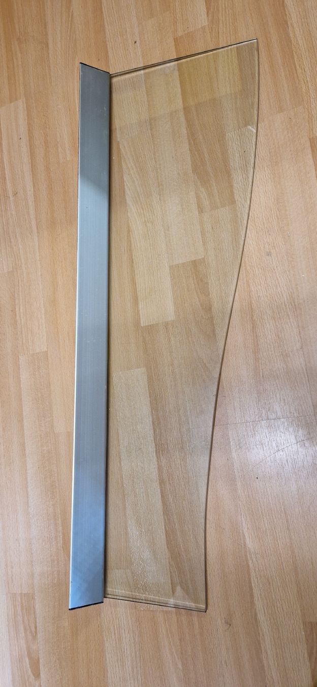 Regale: Wandtablar, Glasregalboden mit Halterung – Gebraucht aus Gasel von sale65