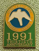 P483 - Brosche NAFA FIELD MEET LIBERAL KANSAS 30 Jahre 1991