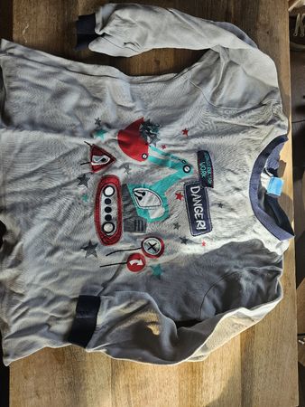 Kinder Langarmshirt Gr. 116 Bagger Motiv Top Zustand