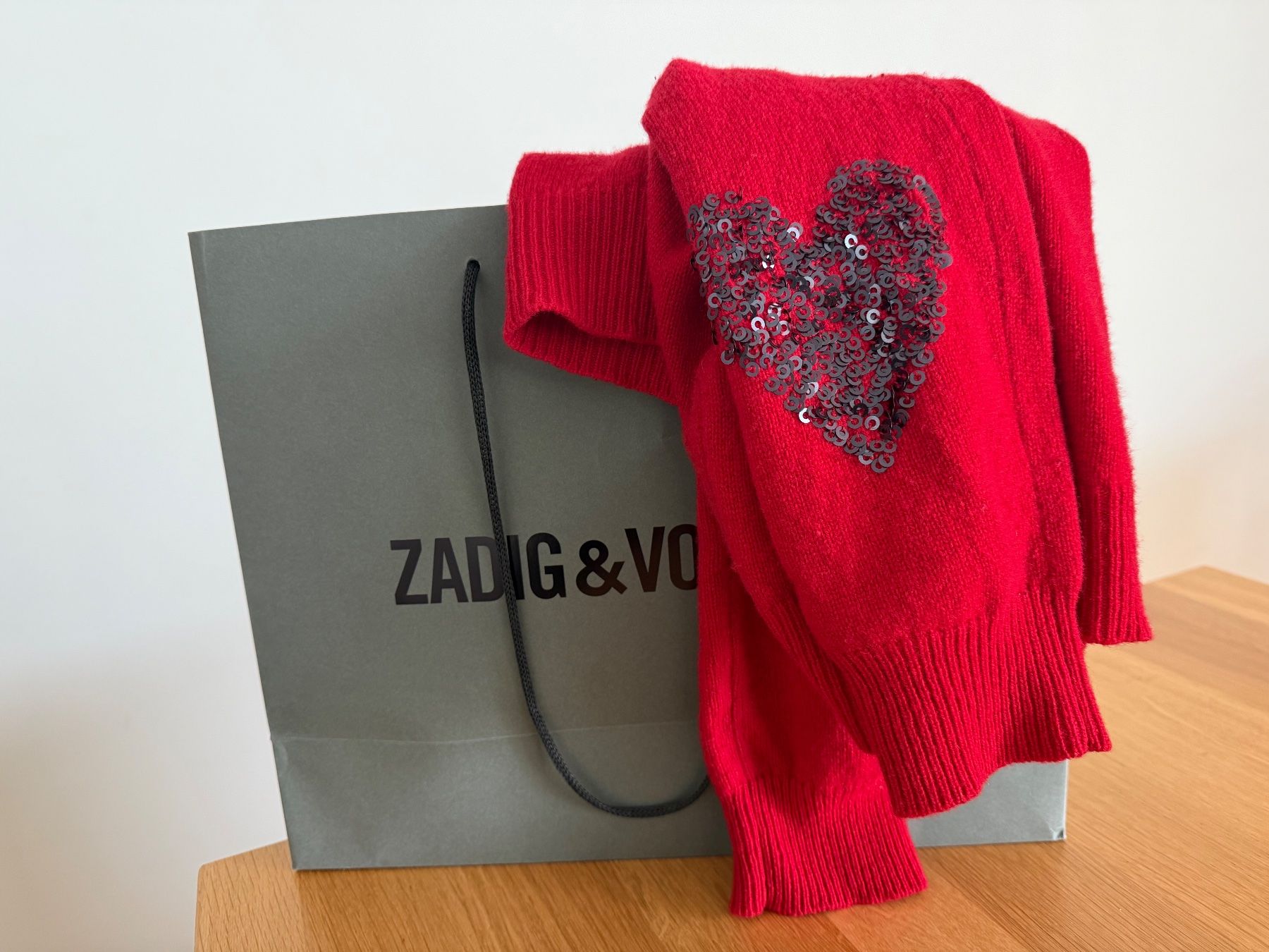 Pulls & Sweat-shirts: Zadig & Voltaire Pullover L Rot Wolle Cashmere – D'occasion à Basel par Rouge.