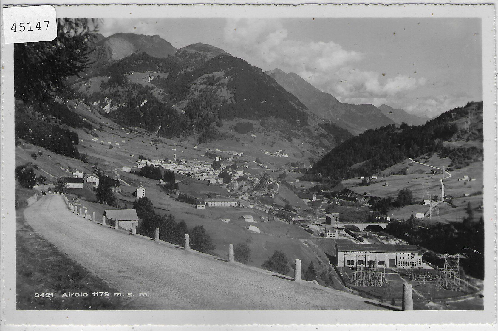 Cartes postales: Airolo - Vue generale – D'occasion à Ettingen par Kartenplanet