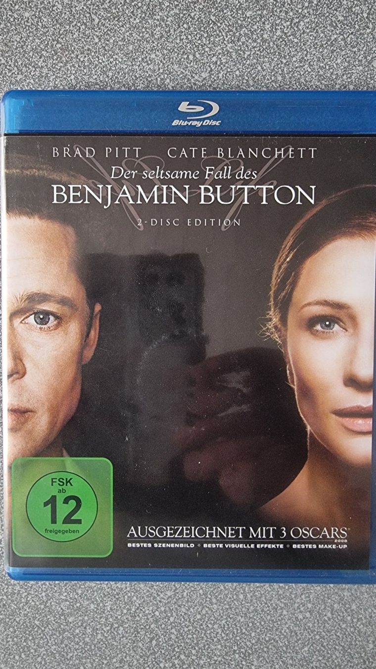 Tutti i DVDs: Blu Ray - Der seltsame fall des Benjamin Button – Nuovo e nell'imballaggio originale da Oetwil am See venduto da fineli2