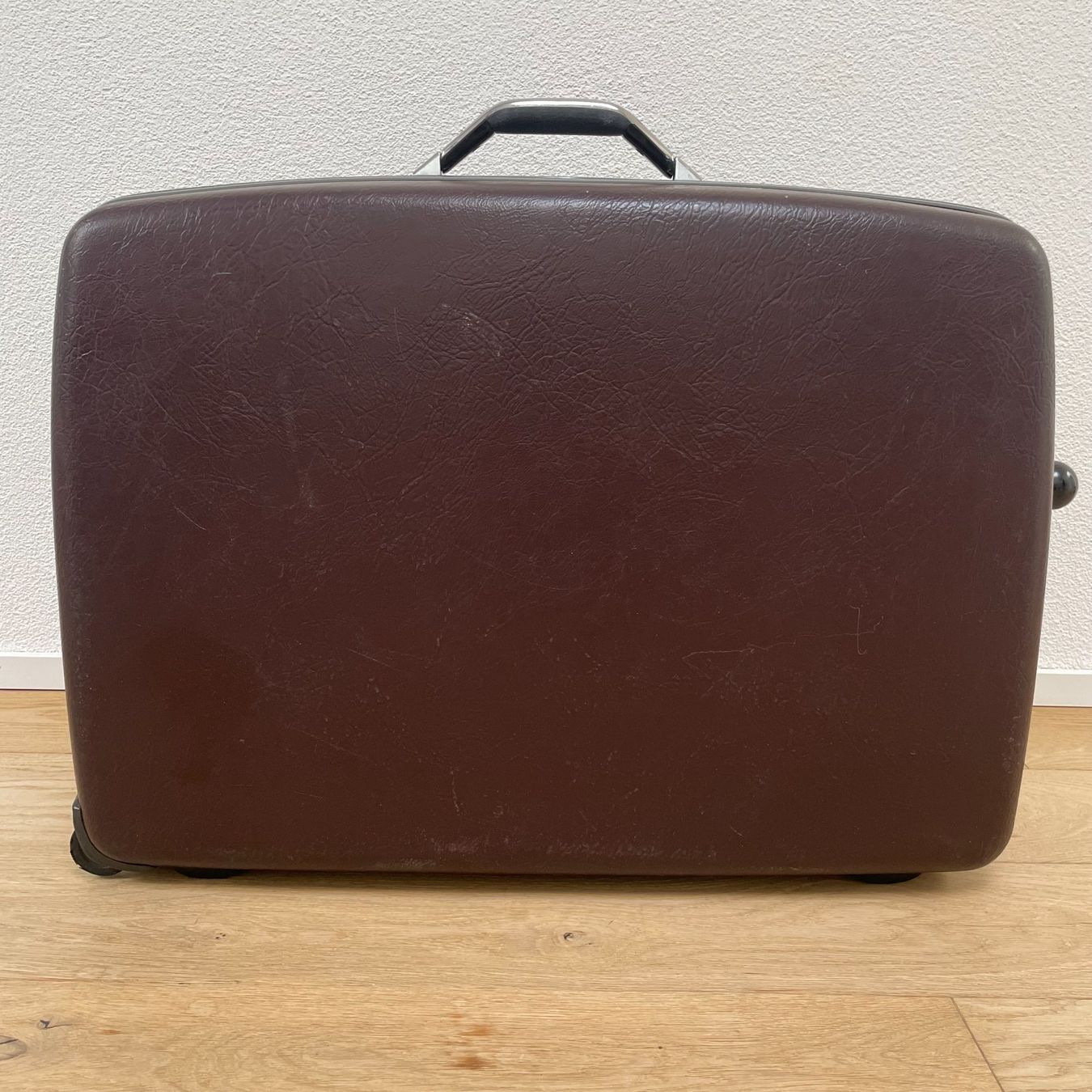 Samsonite Valigie: Samsonite Schalen Koffer 80er – Usato da Aarburg venduto da Qin3ze