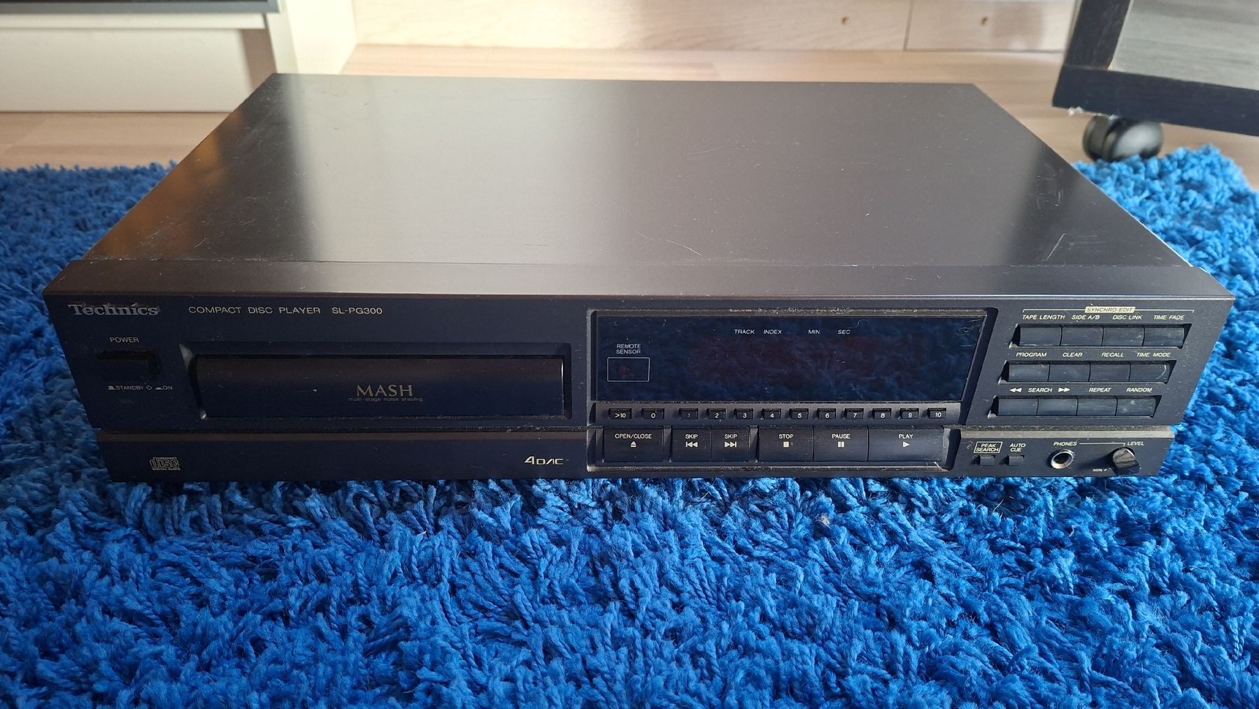 Technics Systèmes audio & multimédias: Technics CD-Player SL-PG300 gebraucht – D'occasion à Oberembrach par Averell_dalton 2