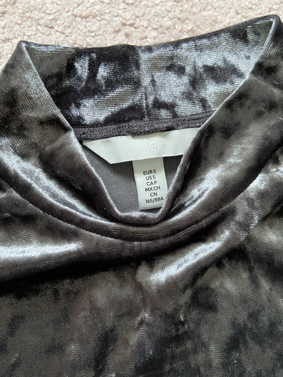 H&M T-shirt: Samtig Body langarm H&M Gr. S – Nuovo (secondo la descrizione) da Thun venduto da Mare_Pia 1