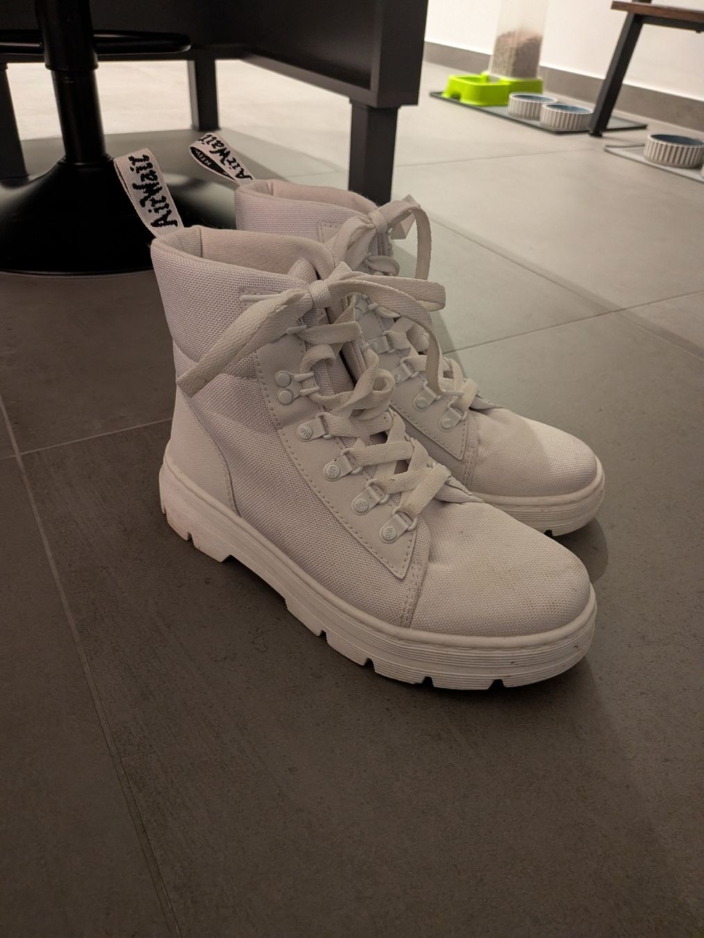 Dr. Martens Scarpe da uomo: dr Martens bianche – Usato da Origlio venduto da ott_x7z8