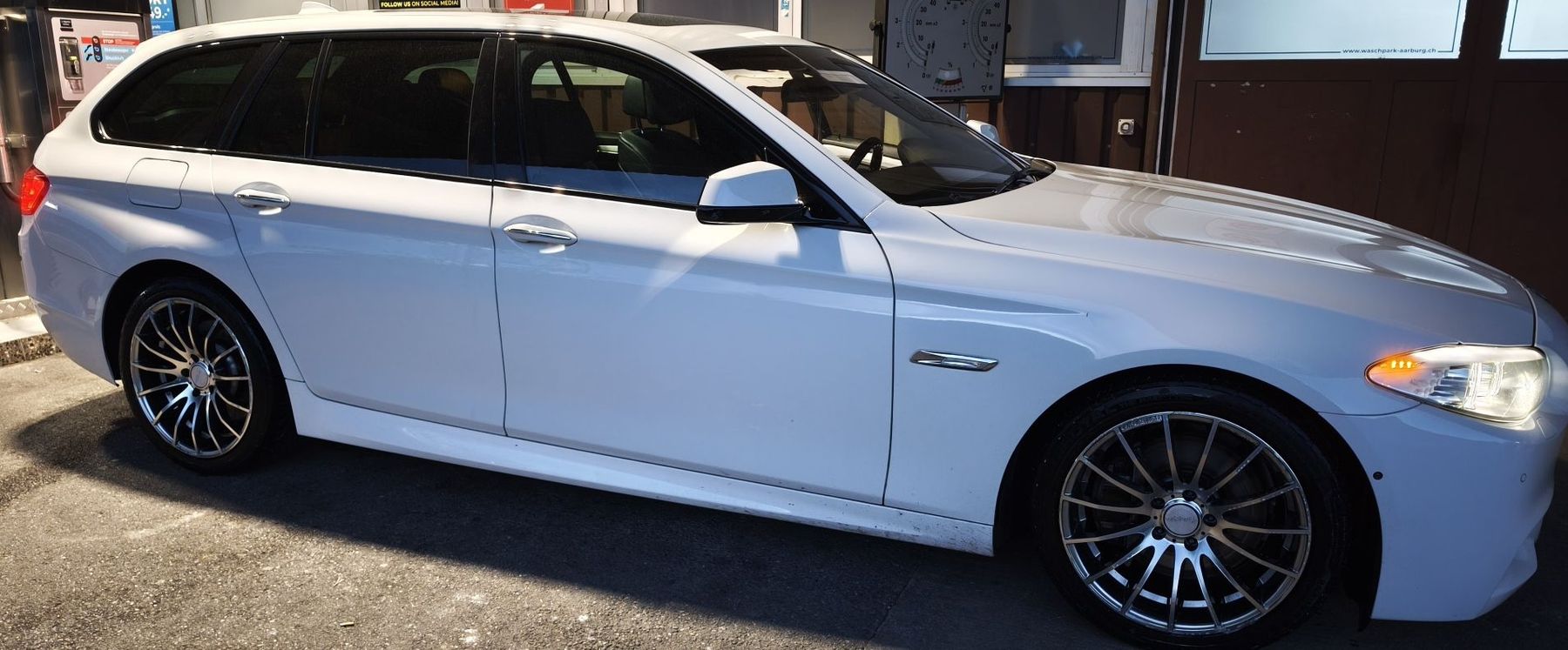 BMW Autos: BMW 535d xDrive Touring – Gebraucht aus Olten von Bomber77