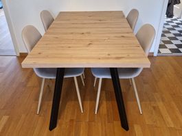 ausziehbarer Esstisch 1.4m-1.9m