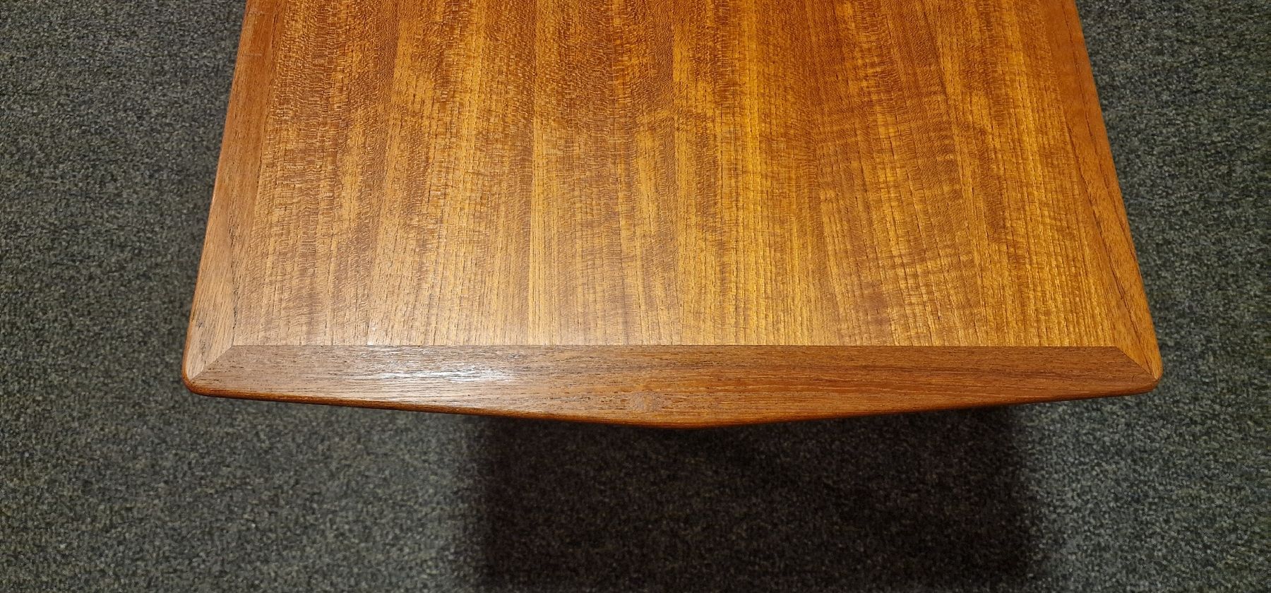 Tavoli: danisch Teakholz-Couchtisch – Usato da ZÜRICH venduto da Arte-24 1