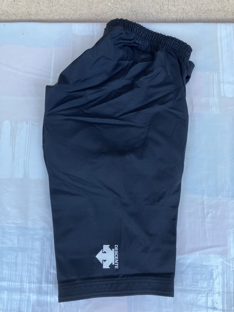 Pantaloni: Descente Velohose kurz M schwarz  – Usato da Trimbach venduto da cendira 5