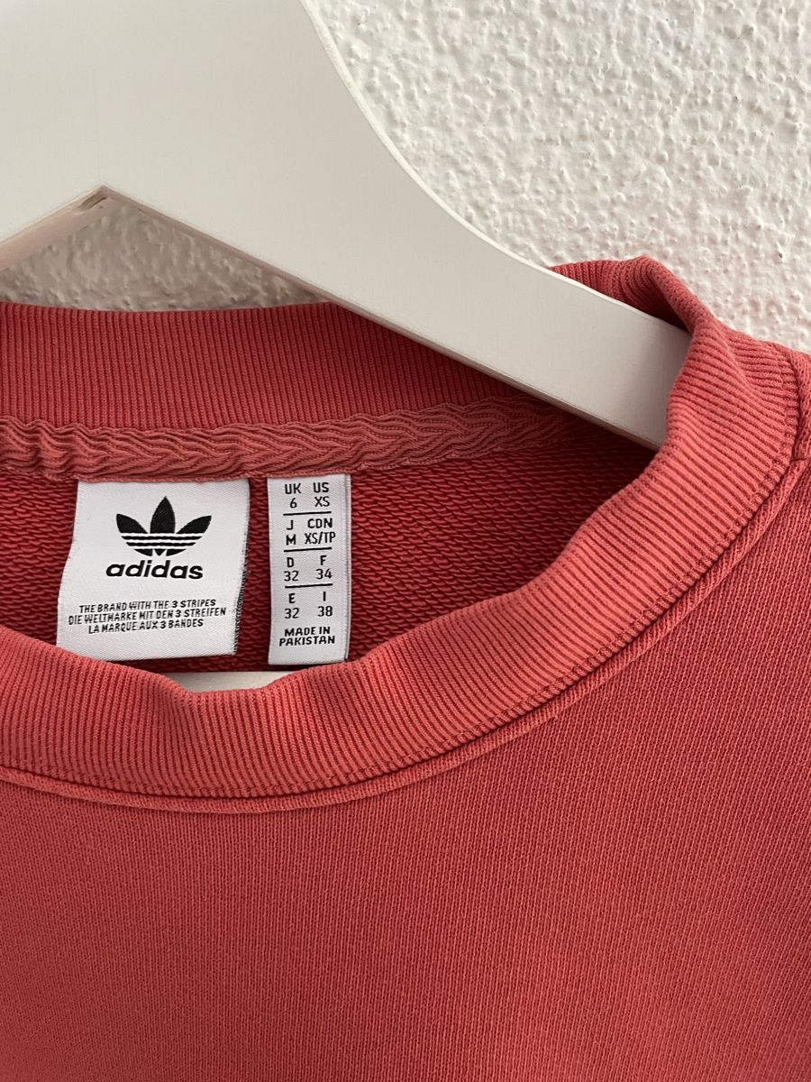 Adidas Pullover & Sweatshirts: Adidas Pullover Lachsfarben – Gebraucht aus St.Urban von leo_7gfq 1