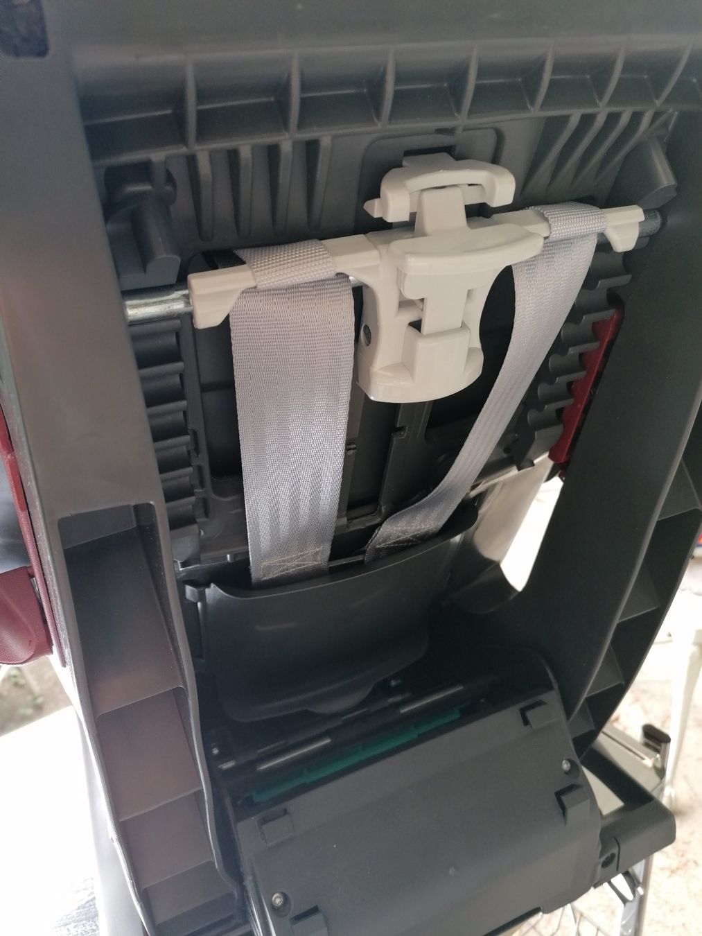 Britax Römer Auto-Kindersitze: Römer Baby Autositz NP 350Fr+ – Gebraucht aus Binningen von Smile-46 4