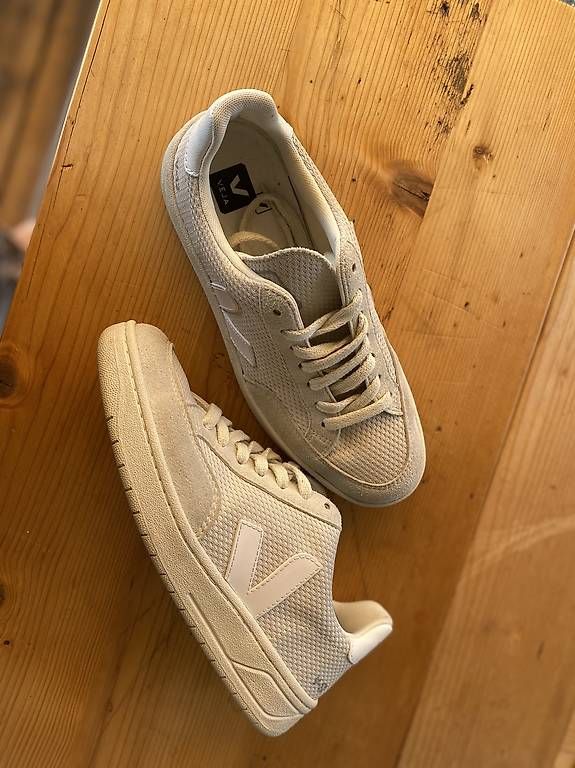 Damenschuhe: Veja Gr. 38, wie neu! – Gebraucht aus Bremgarten AG von juina