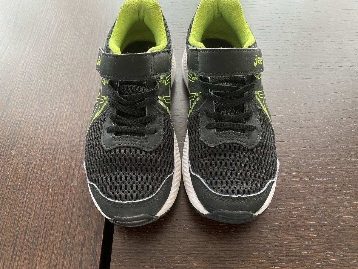 Asics Schuhe für Jungen: Hallensportschuhe – Gebraucht aus Alten von y.uebele 1