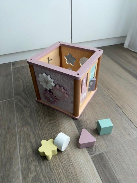 Spielzeuge: Little Dutch Activity Cube rosa Holz – Gebraucht aus Malters von Ploran 2