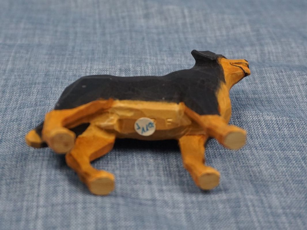 Figuren: Berner Sennenhund handgeschnitzt und bemalt – Neu (gemäss Beschreibung) aus Diessbach b. Büren von Crocharry 5