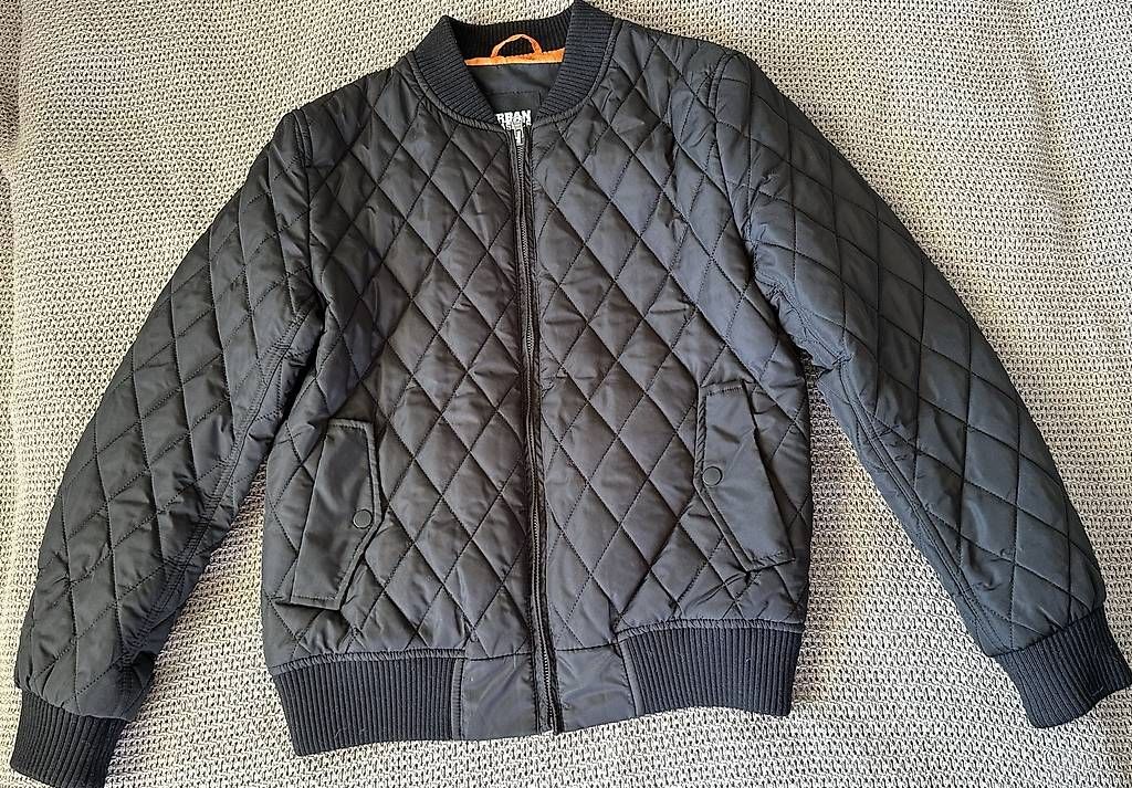 Jacken: Steppjacke im Bomberjackenstil Gr.36 – Gebraucht aus Stäfa von DearDarling 1