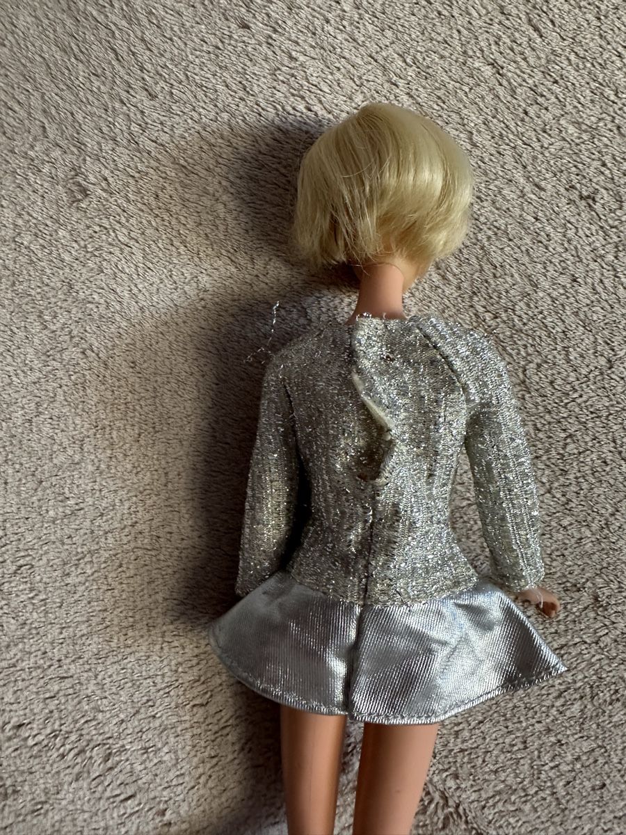 Bambole: Hair fair Barbie mit 2 Kleider – Usato da Herbriggen venduto da Sehrazade 3