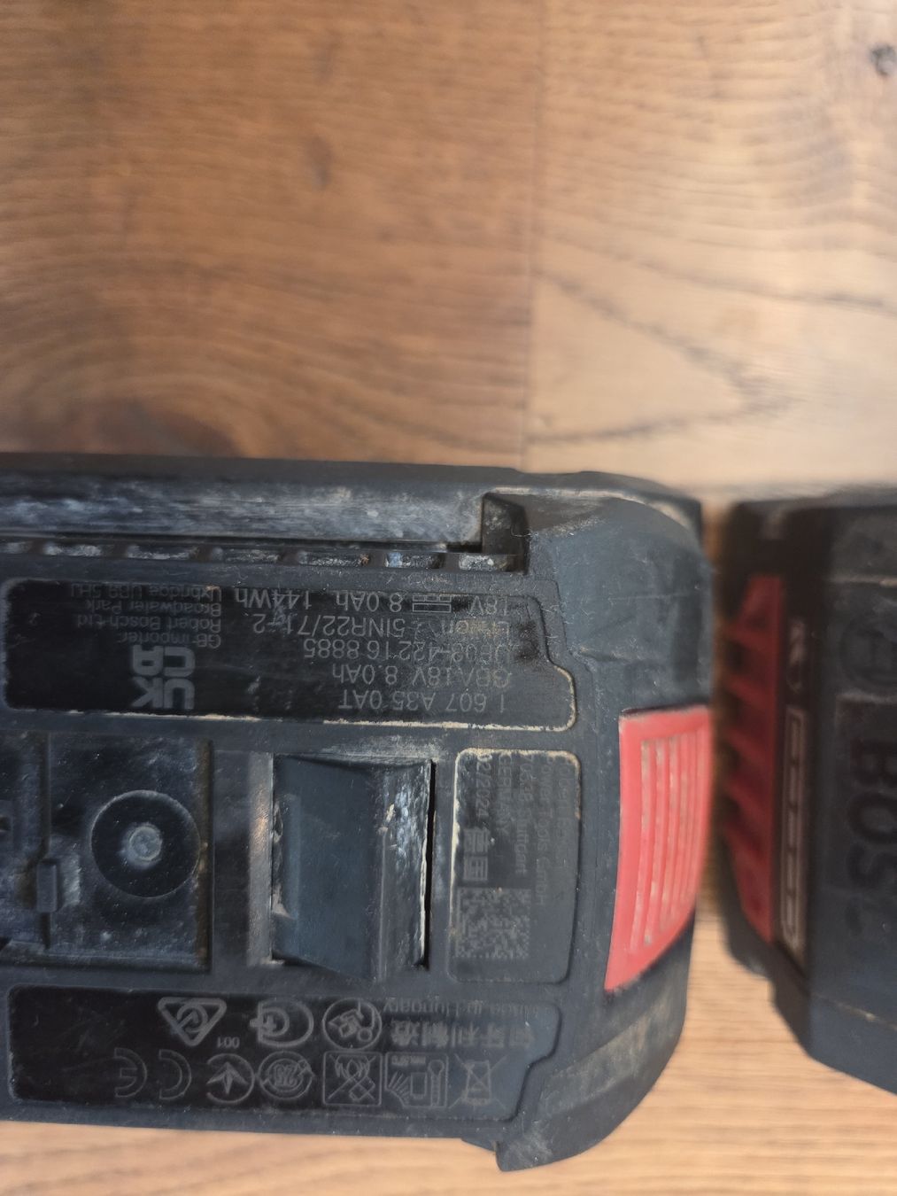 Bosch Caricatori & Batterie: 4 Bosch Akkus ProCORE 18V 8.0Ah  – Difettoso da Schaffhausen venduto da Gogologo 6