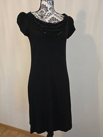 Robe Sinequanone avec perles brodées