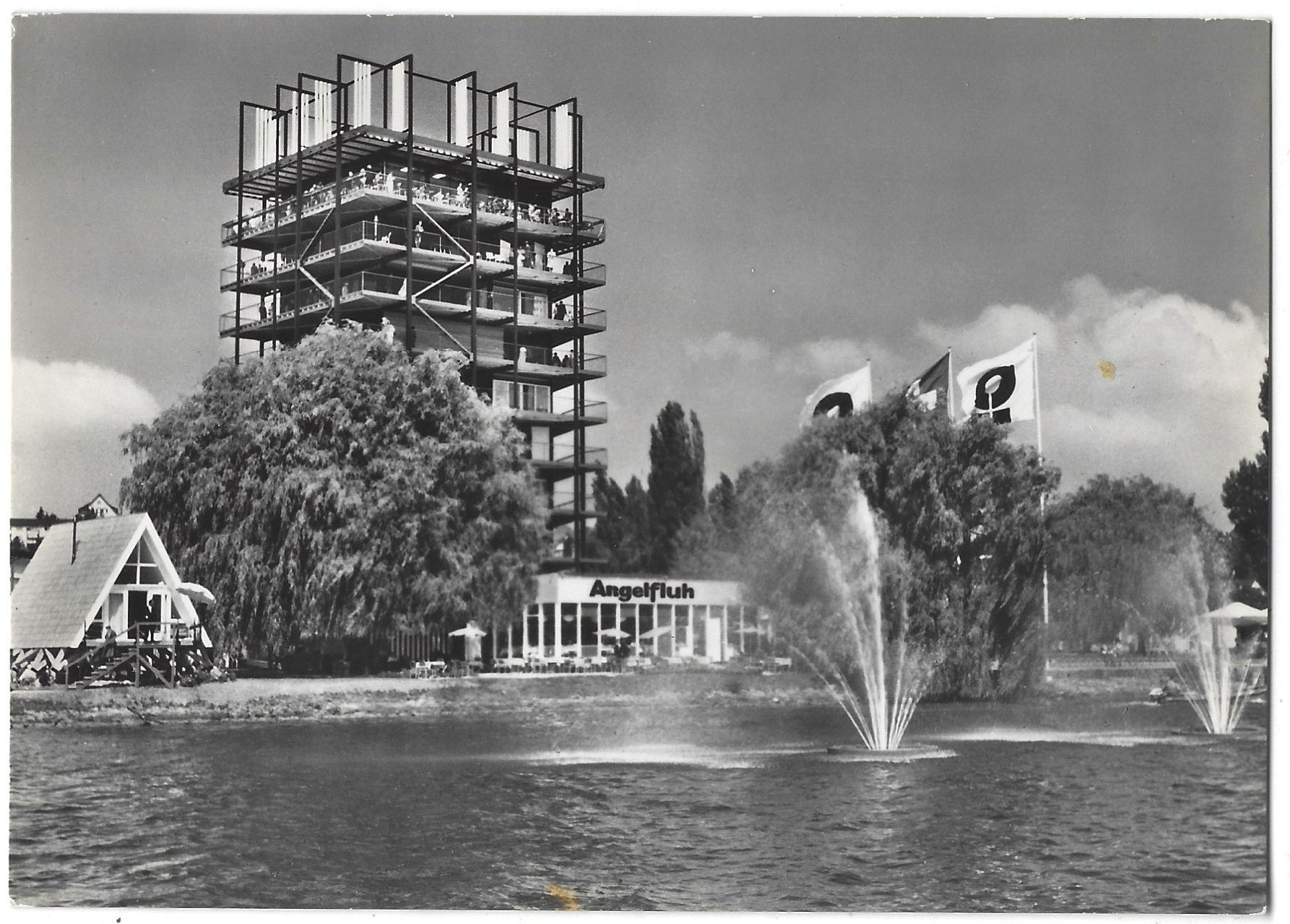 Cartoline postali: SAFFA - Wohnturm  u.  Restaurant  " Angelfluh " – Usato da Bütschwil venduto da Jackson1A