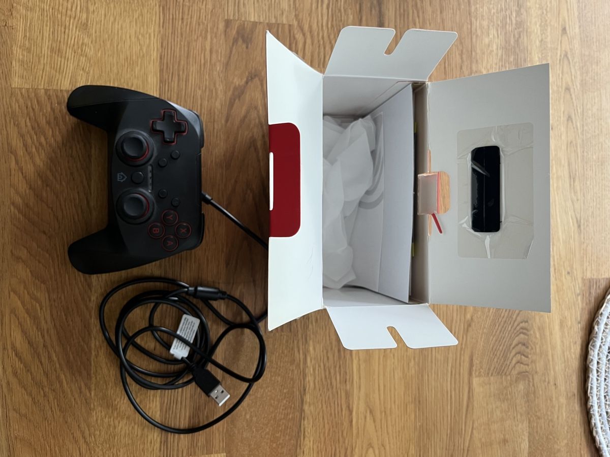 Nintendo Console: Switch 1 - Konsole + Controller in OVP / Top Zustand – Usato da Baden venduto da tob_t8gw 4