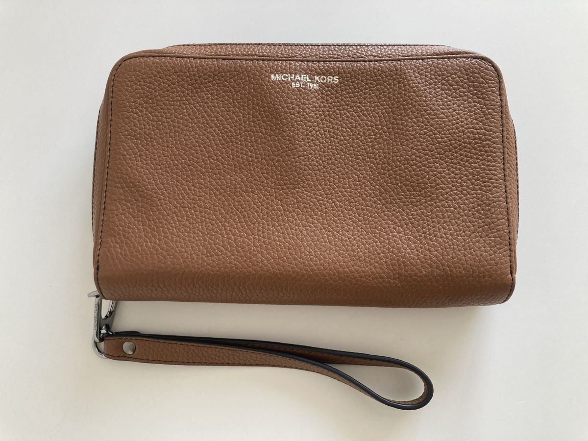Michael Kors Borse: Pochette Michael Kors leder braun – Nuovo (secondo la descrizione) da Stäfa venduto da lauramode
