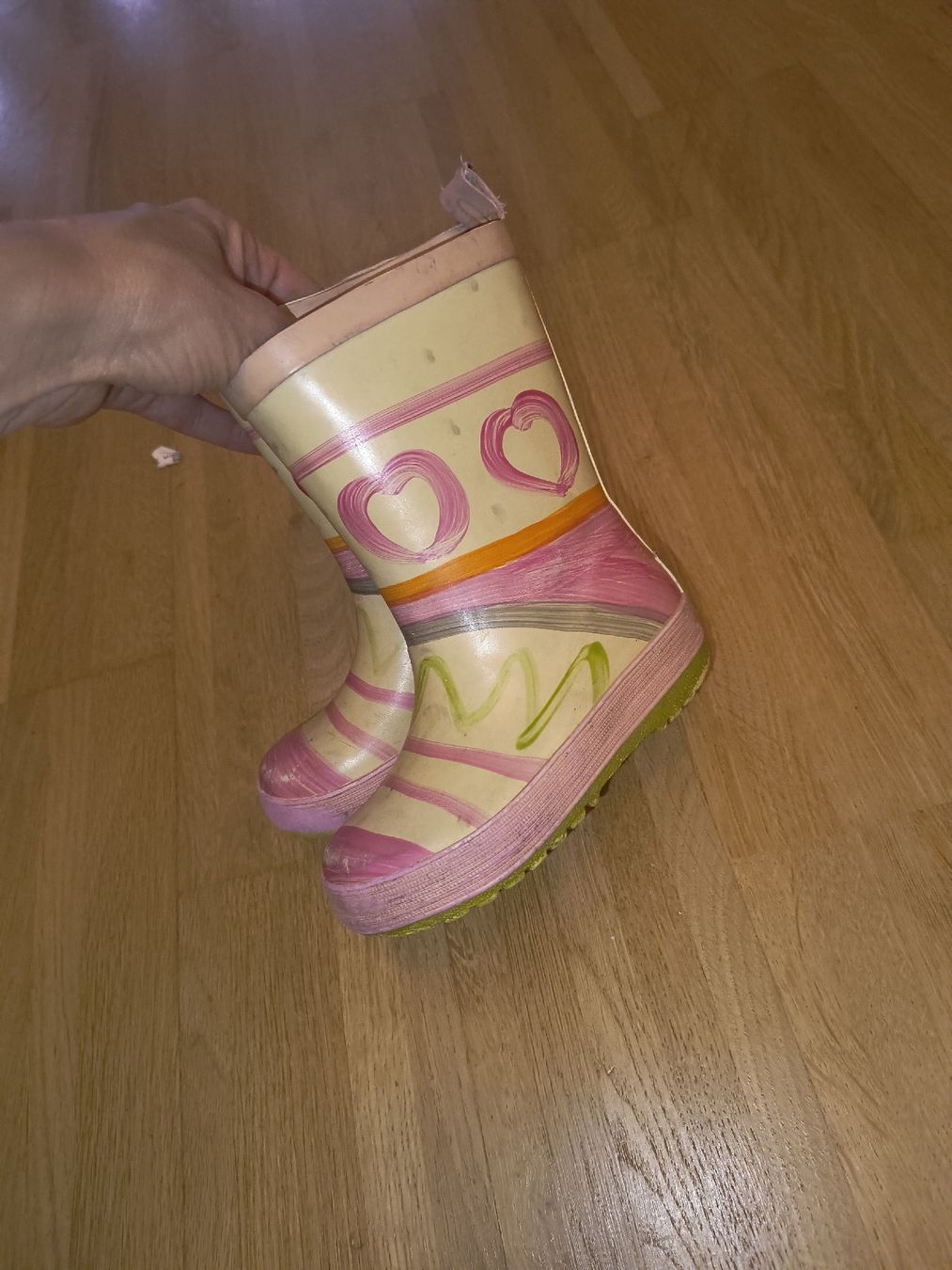 Schuhe für Mädchen: Gummistiefel 23 – Gebraucht aus Schliern b. Köniz von yalls